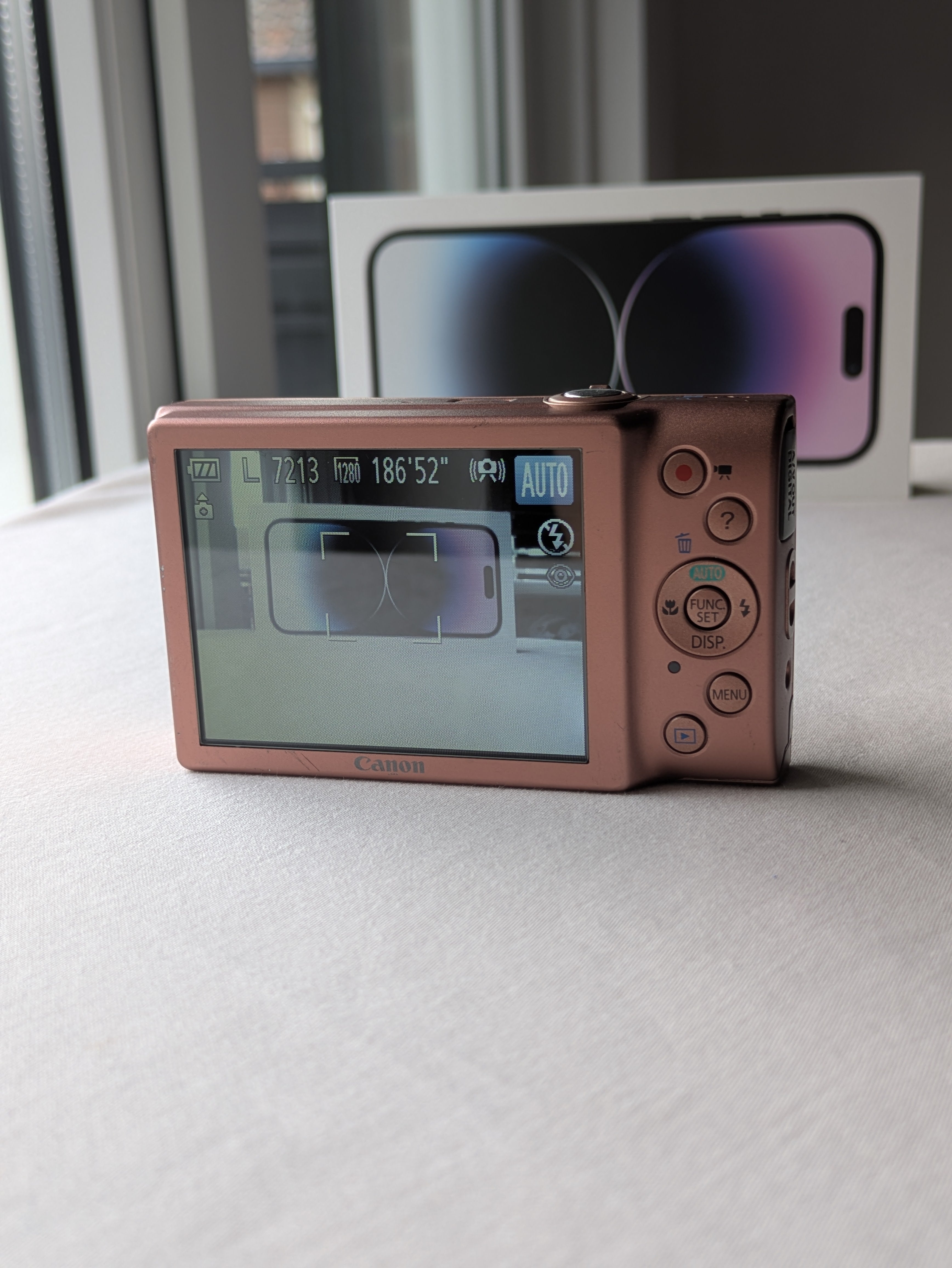Canon Powershot A4000